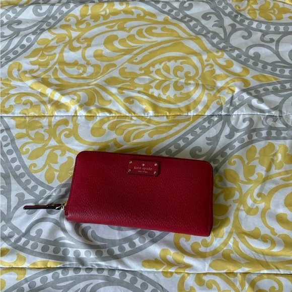 Kate Spade Cherry Red Wallet - Picture 1 of 5